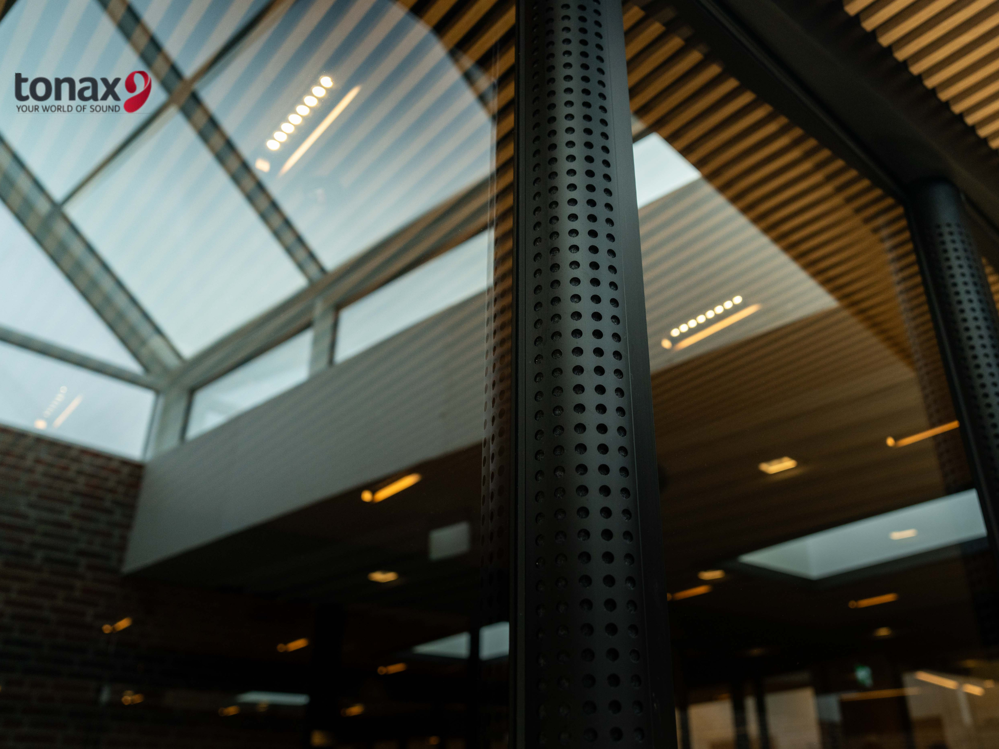 Acoustic materials workshop & visit at TONAX 